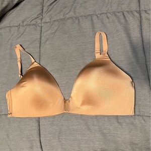 Skims nude wireless bra